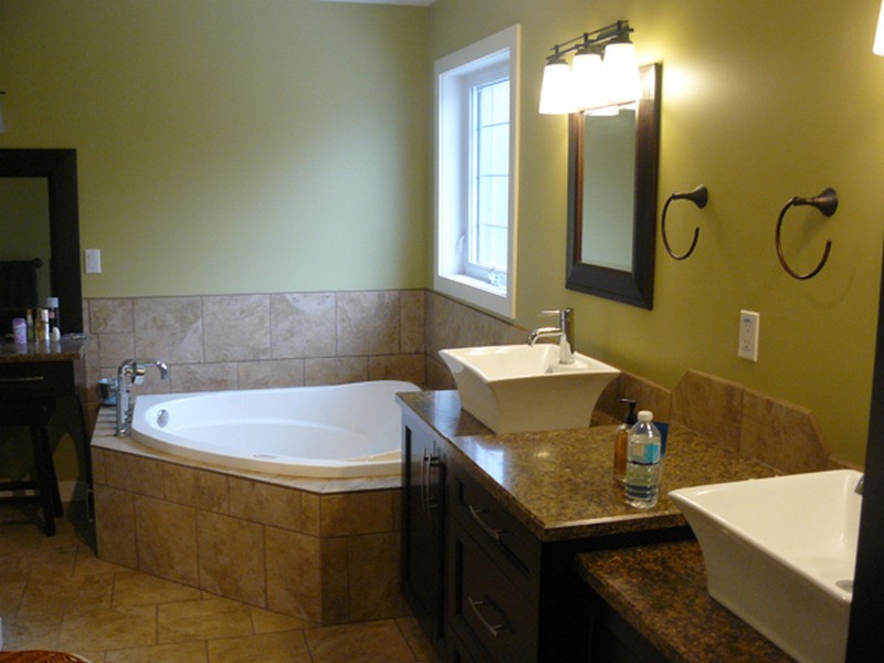 HPP-22988 master bath